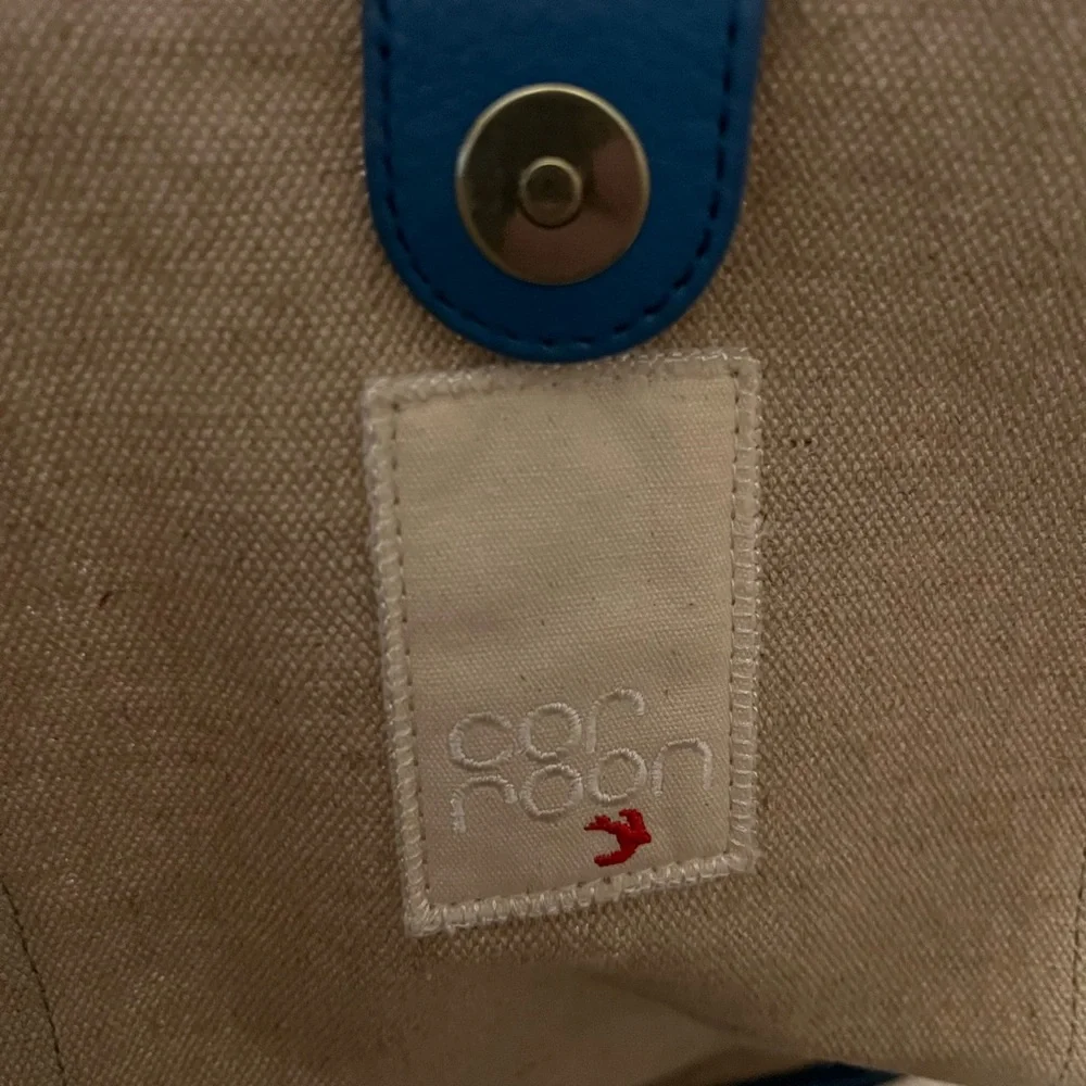 CORROON Personalized Jumbo Tote - Picture 5 of 6